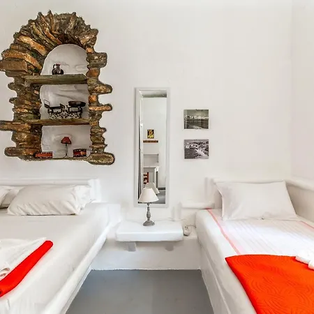 Vakantiehuis Apano Vrysi 2 *