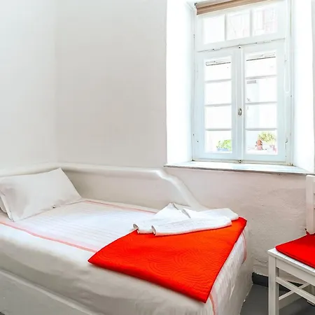 Vakantiehuis Apano Vrysi 2 *